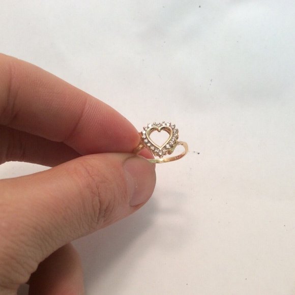 14K Yellow Real Solid Gold Heart Diamond Lady Ring Band Size 6   2.4gr  .40ct - Picture 5 of 7